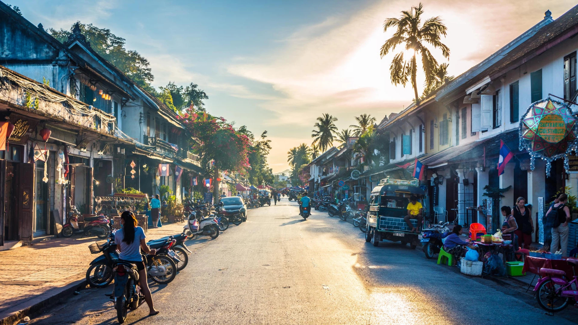 Luang Prabang – City Tour – Kuang Si Waterfall.