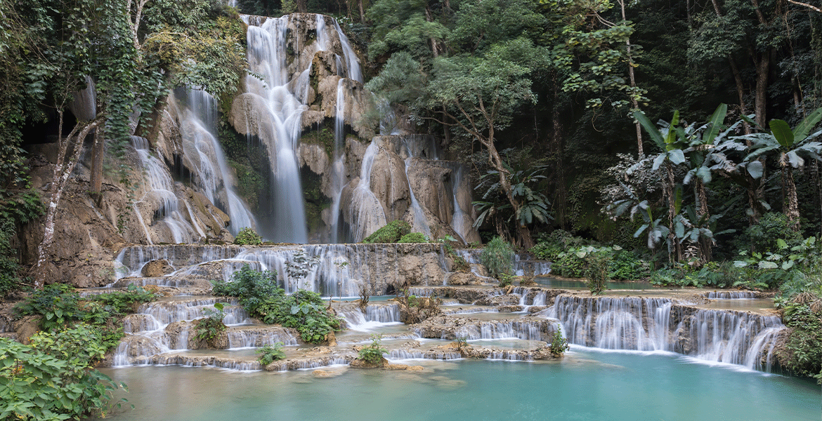 Essential Laos & Vietnam